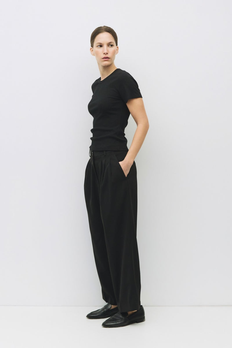 Basic Ribbed Tee