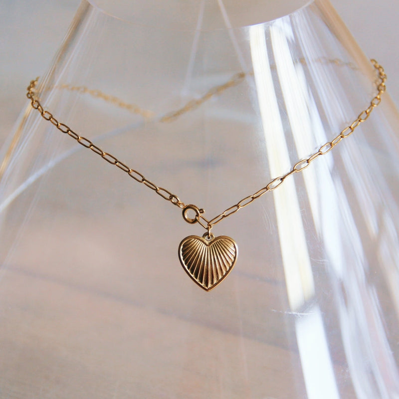 Fanned Heart Necklace